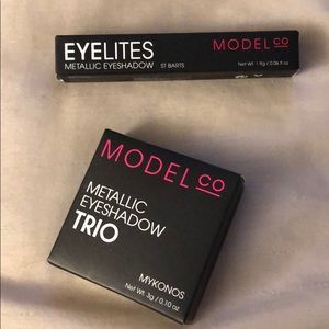 Model co  eye shadow duo